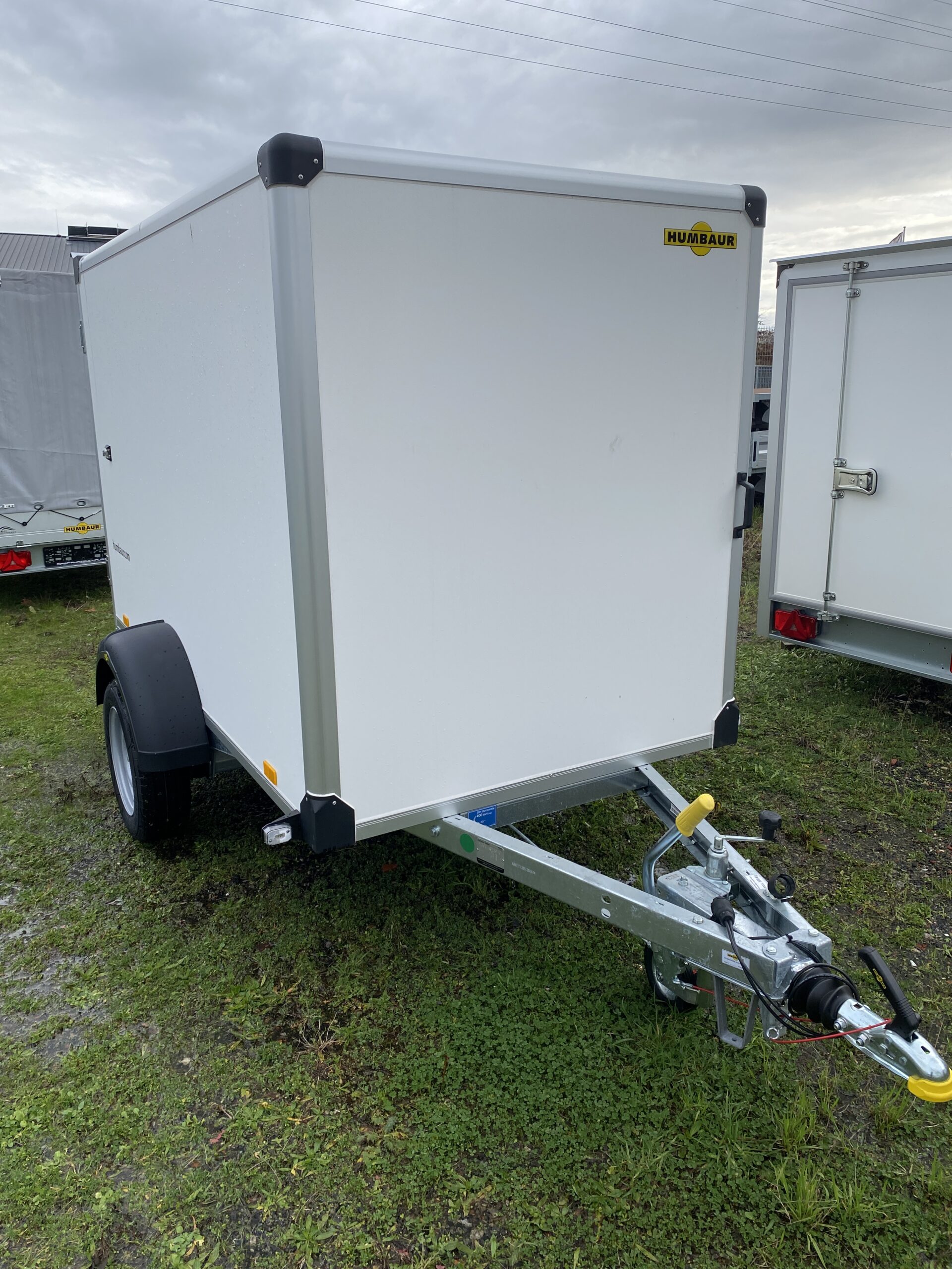 Humbaur HK 132513-15P 1300 kg Kofferanhänger PKW Anhänger – Bild 3