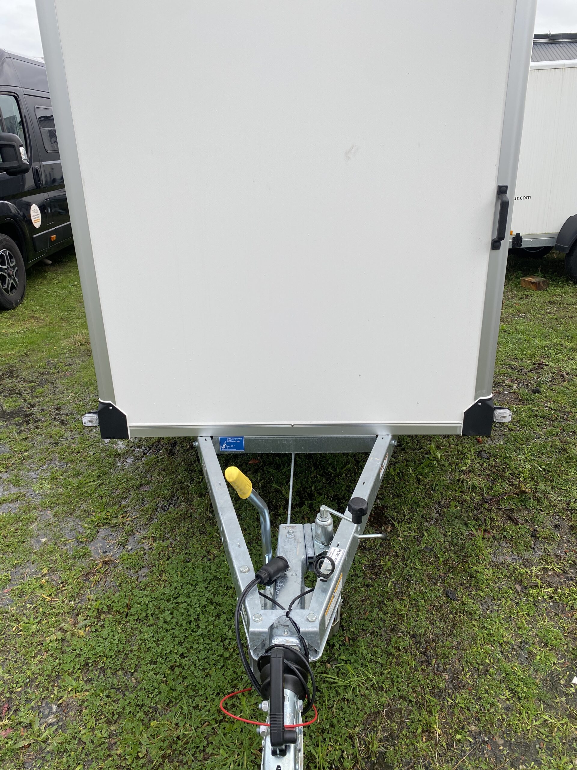 Humbaur HK 132513-15P 1300 kg Kofferanhänger PKW Anhänger – Bild 2