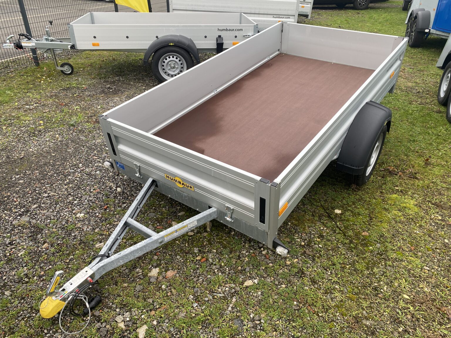 Elegantes Humbaur Anhanger 750 Kg Preis Bilder