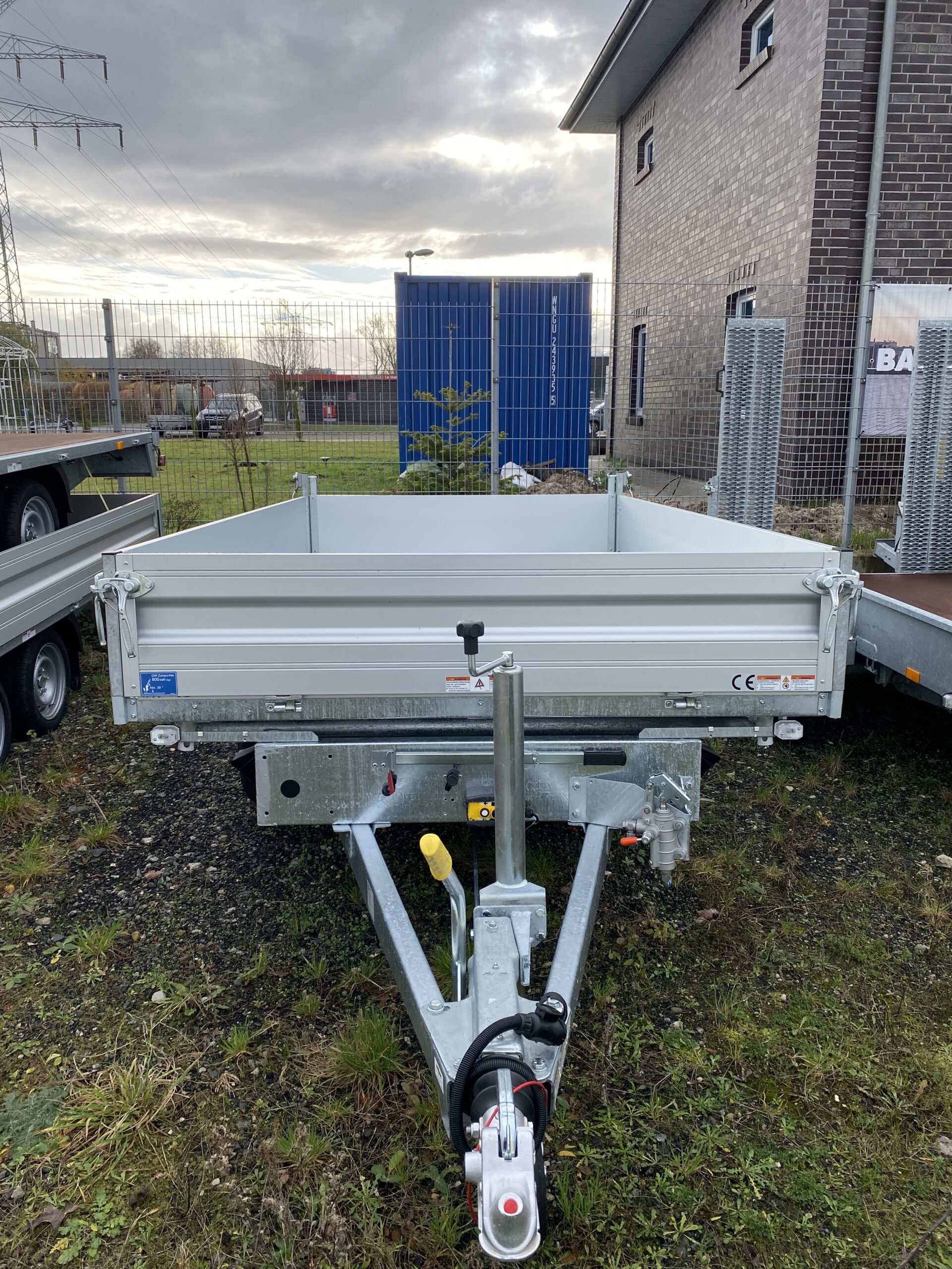 Humbaur HTK 3000.31 3t Stahlbordwände Kipper Dreiseitenkipper – Bild 2