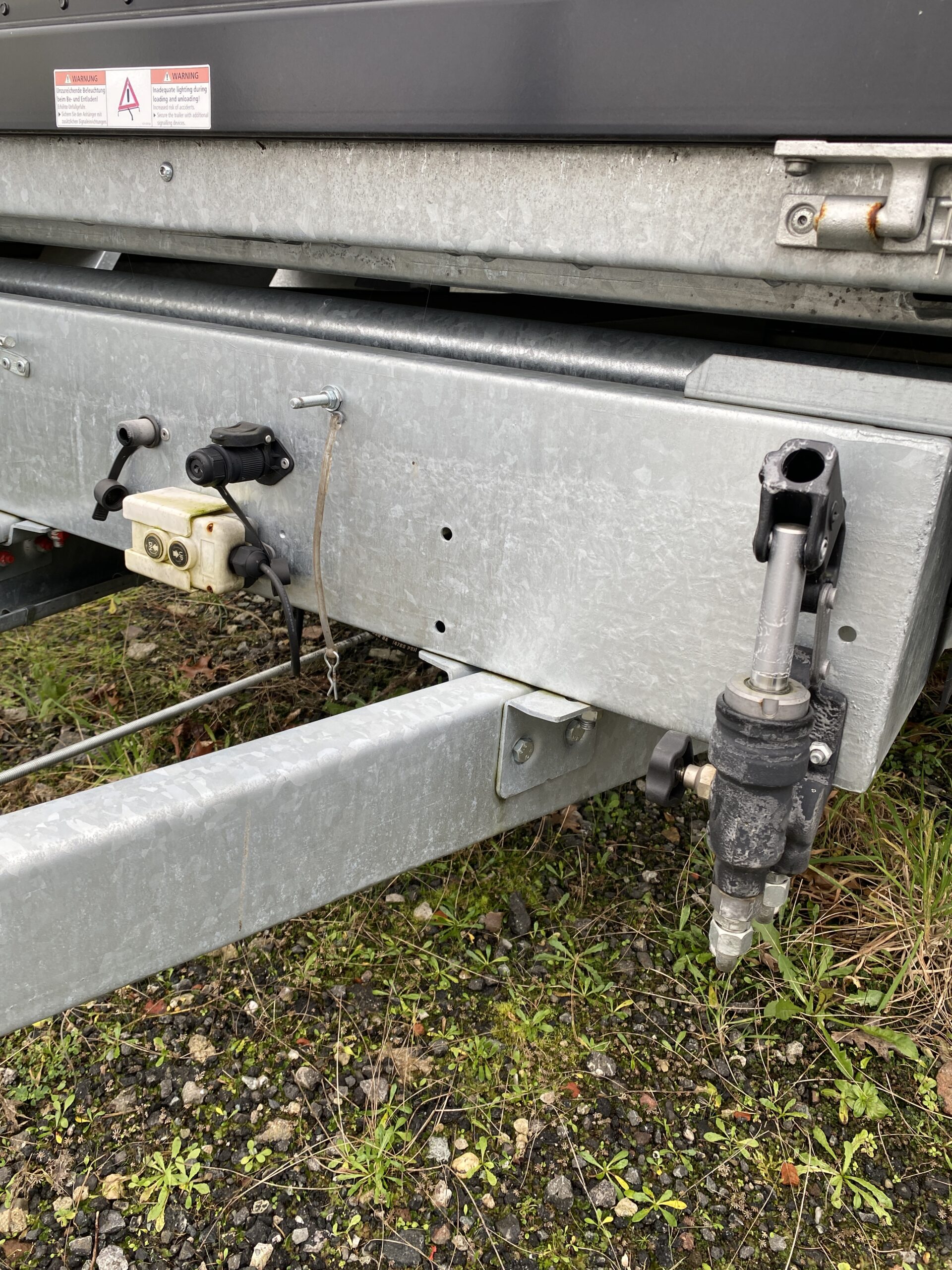 Humbaur HTK 2700.31 2.7t Dreiseitenkipper Kipper E-Pumpe Stahl – Bild 3